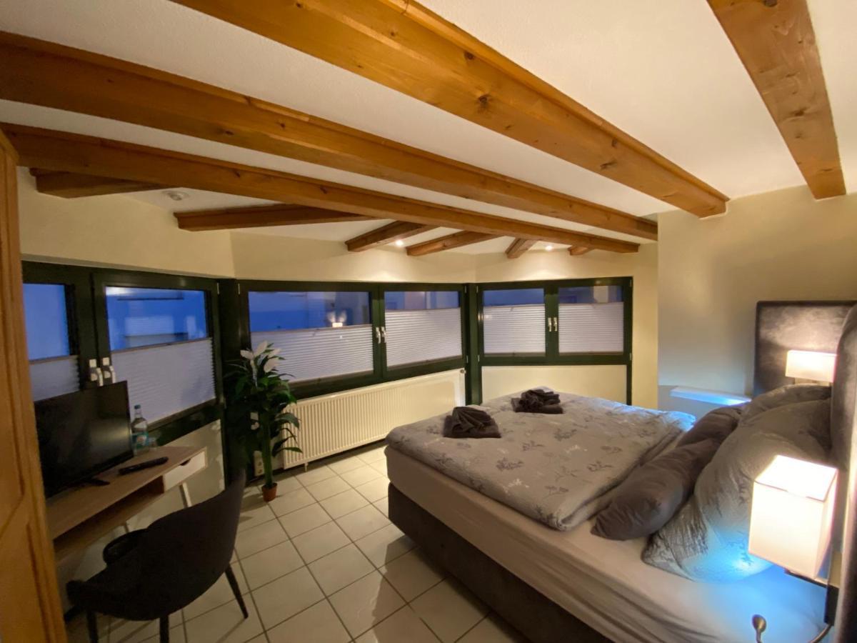 Gaestehaus Am Kurpark Hotel Garni Horn-Bad Meinberg Zewnętrze zdjęcie