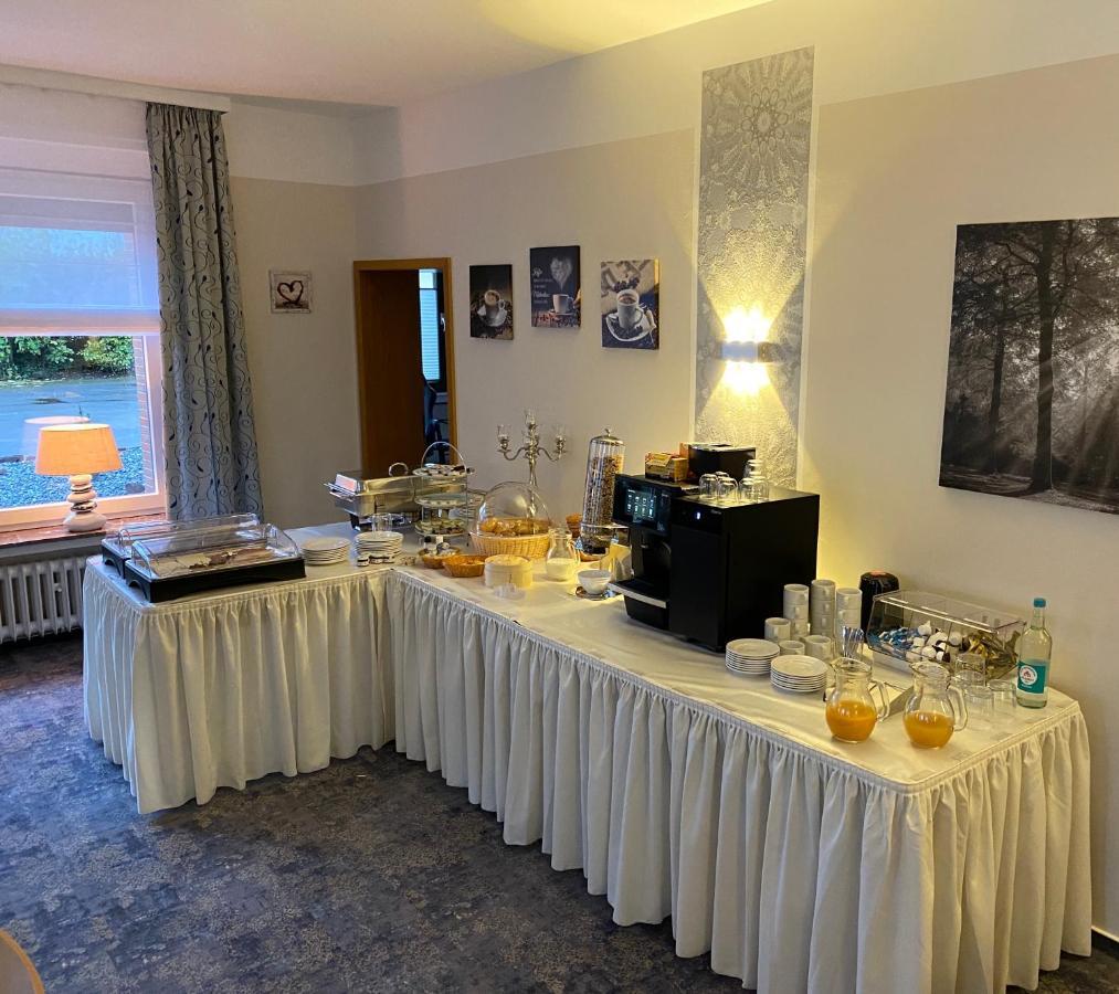 Gaestehaus Am Kurpark Hotel Garni Horn-Bad Meinberg Zewnętrze zdjęcie