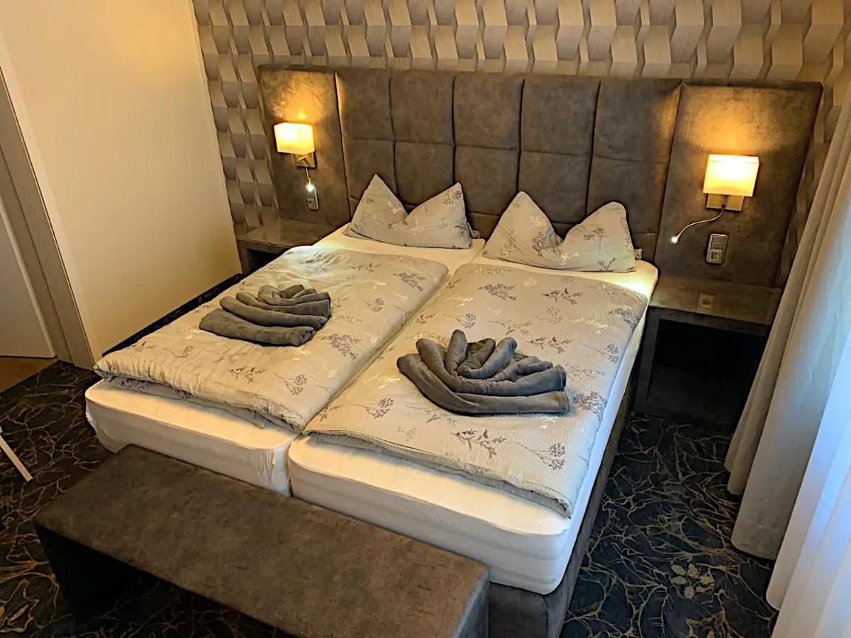 Gaestehaus Am Kurpark Hotel Garni Horn-Bad Meinberg Zewnętrze zdjęcie