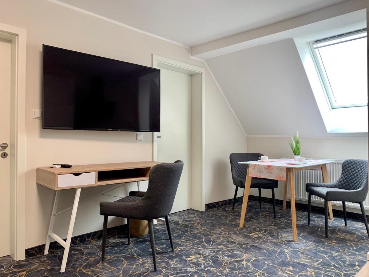 Gaestehaus Am Kurpark Hotel Garni Horn-Bad Meinberg Zewnętrze zdjęcie